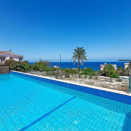 An Executive 3 Bedroom Villa, Private Pool, Ac Wifi In Rooms, Internet Tv Vilă *